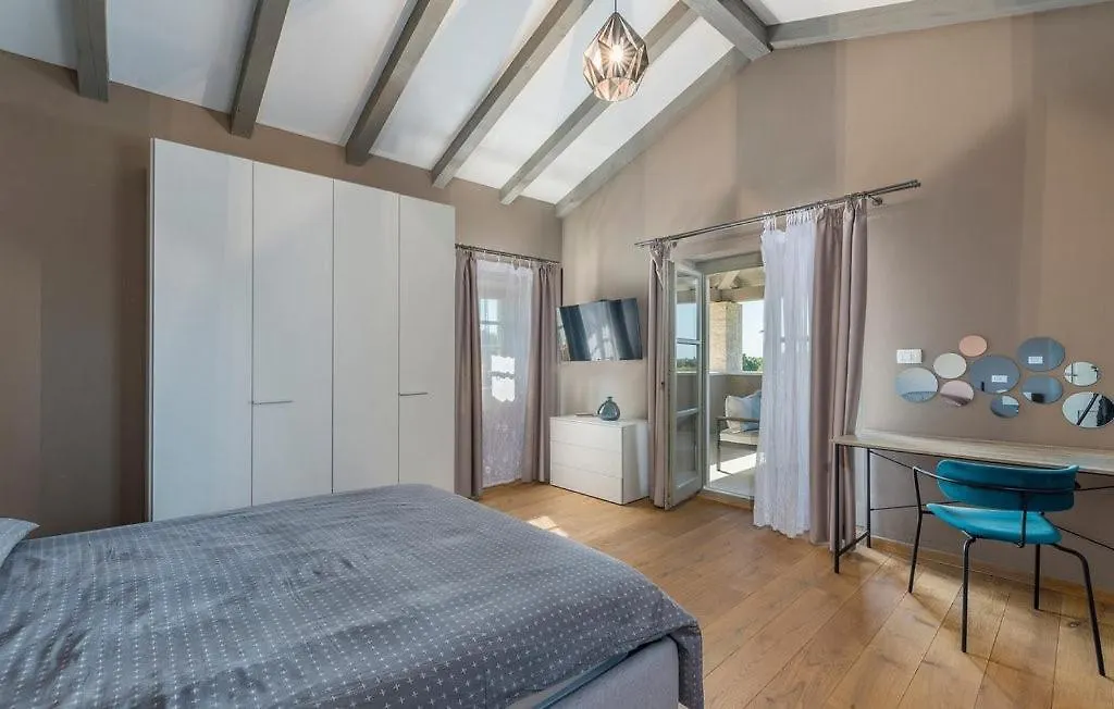 New! Villa Corinne With 42 M2 Pool, Sauna Stuti