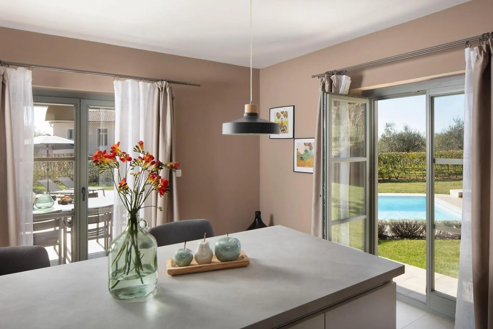 New! Villa Corinne With 42 M2 Pool, Sauna Stuti